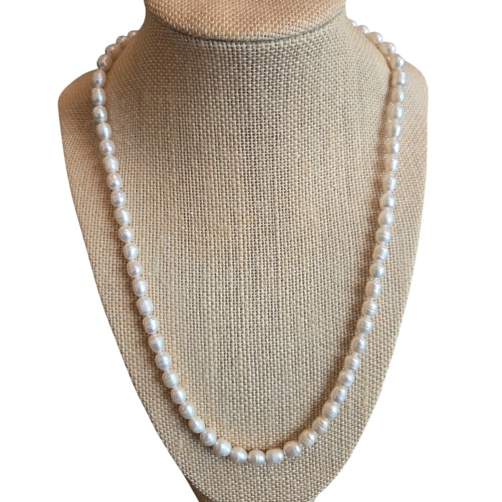 Freshwater Pearl Strand Necklace White Silver‎ Tone Bridal Formal Quiet Luxury